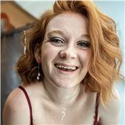 Étudiante en musicologie j’aime apprendre et aider les personnes qui en ont besoin dans les matières qu’ils souhaitent